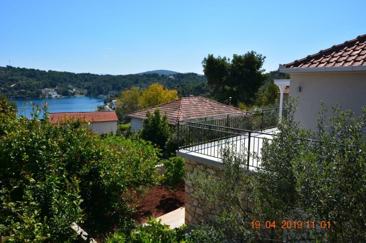 Sealodge - Luxe Villa, Private Pool, Mooring, Parking, Sea & Mountain View, At 150 M From Idyllic Private Beach Rogač Exteriér fotografie