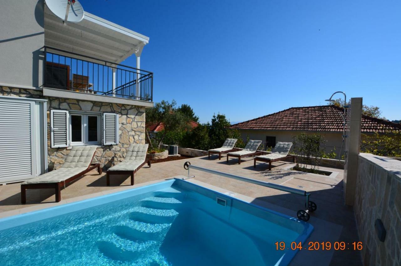 Sealodge - Luxe Villa, Private Pool, Mooring, Parking, Sea & Mountain View, At 150 M From Idyllic Private Beach Rogač Exteriér fotografie