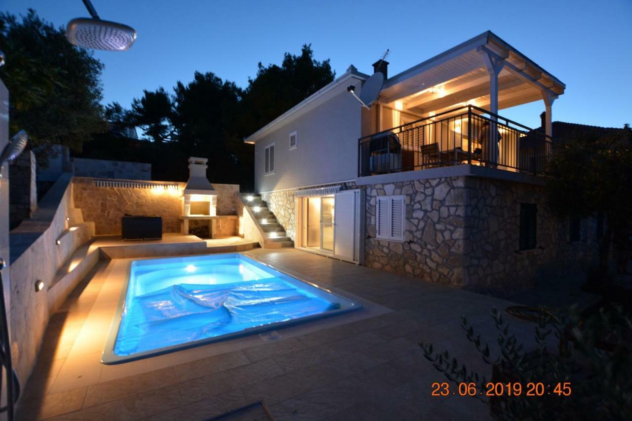 Sealodge - Luxe Villa, Private Pool, Mooring, Parking, Sea & Mountain View, At 150 M From Idyllic Private Beach Rogač Exteriér fotografie